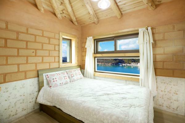 Tongyoung Blue House Spa Pension Tongyeong Luaran gambar