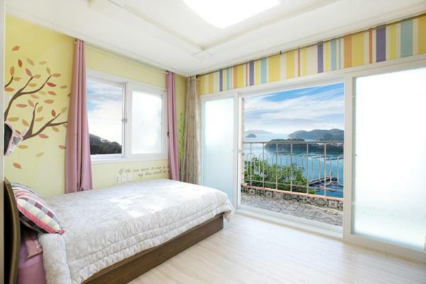 Tongyoung Blue House Spa Pension Tongyeong Luaran gambar