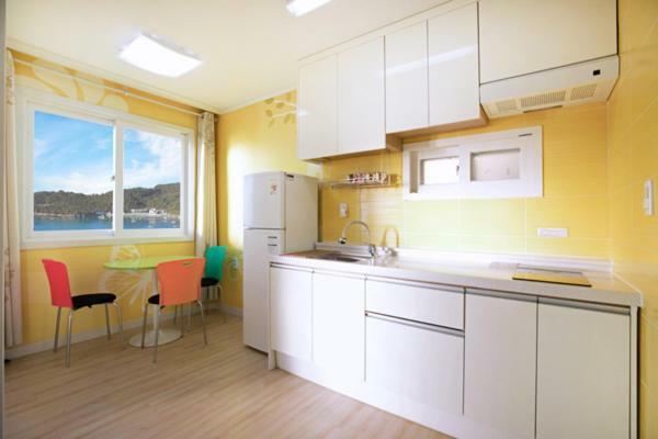 Tongyoung Blue House Spa Pension Tongyeong Luaran gambar
